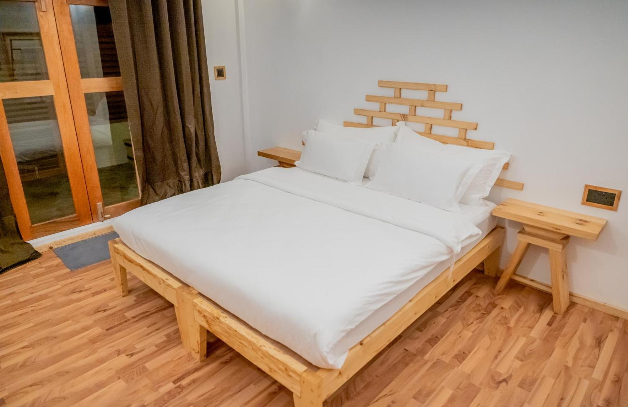 Hotel Manta Sea View Himandhoo Exterior foto