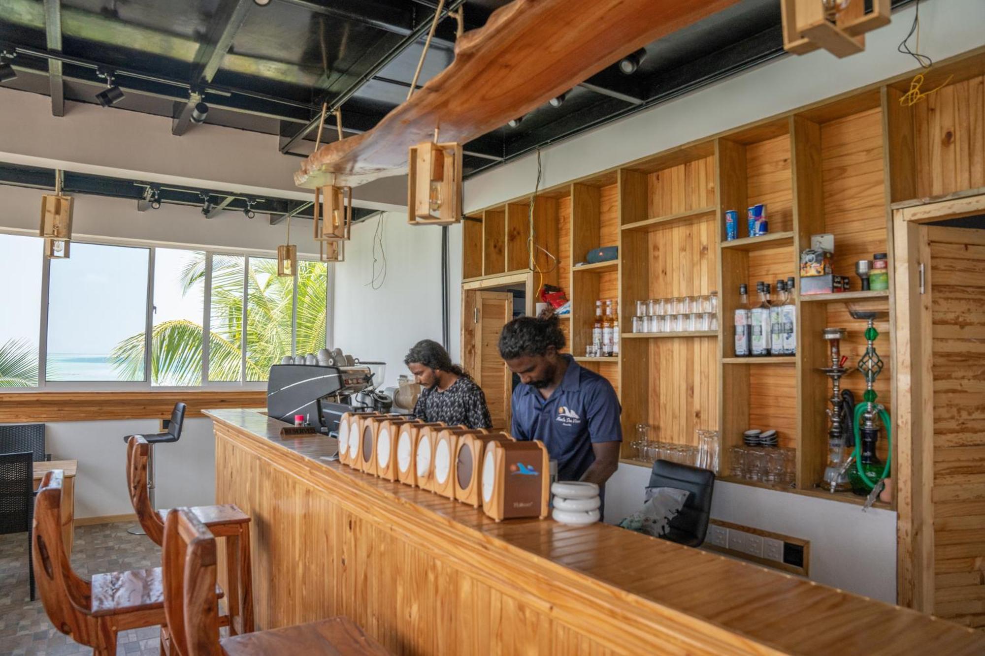 Hotel Manta Sea View Himandhoo Exterior foto
