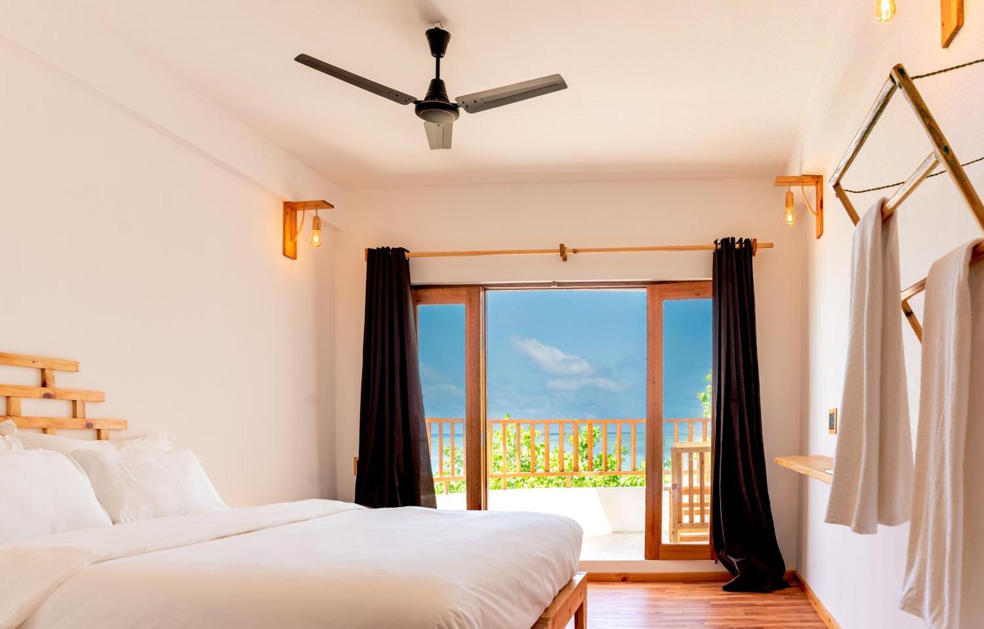 Hotel Manta Sea View Himandhoo Exterior foto