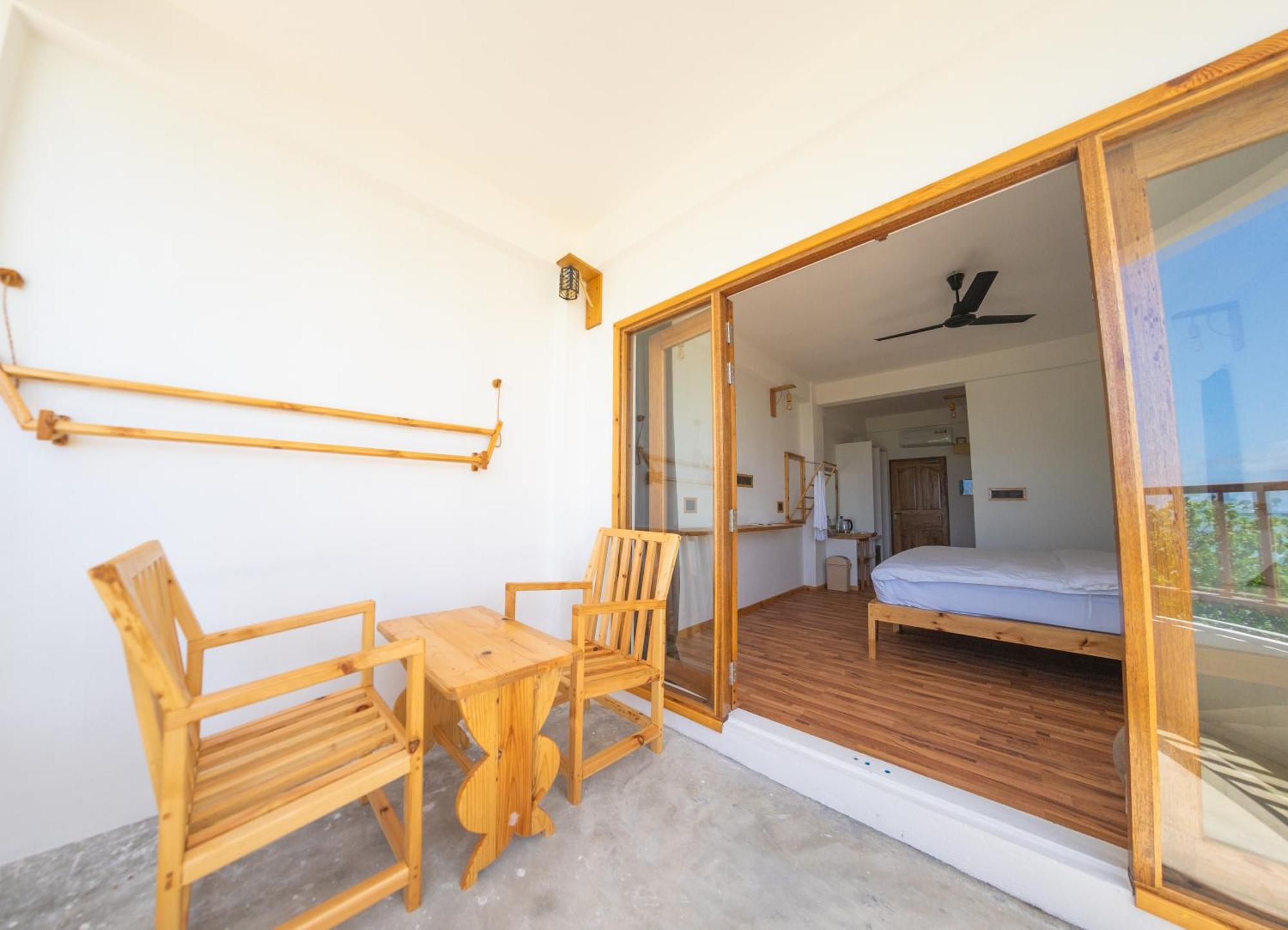 Hotel Manta Sea View Himandhoo Exterior foto