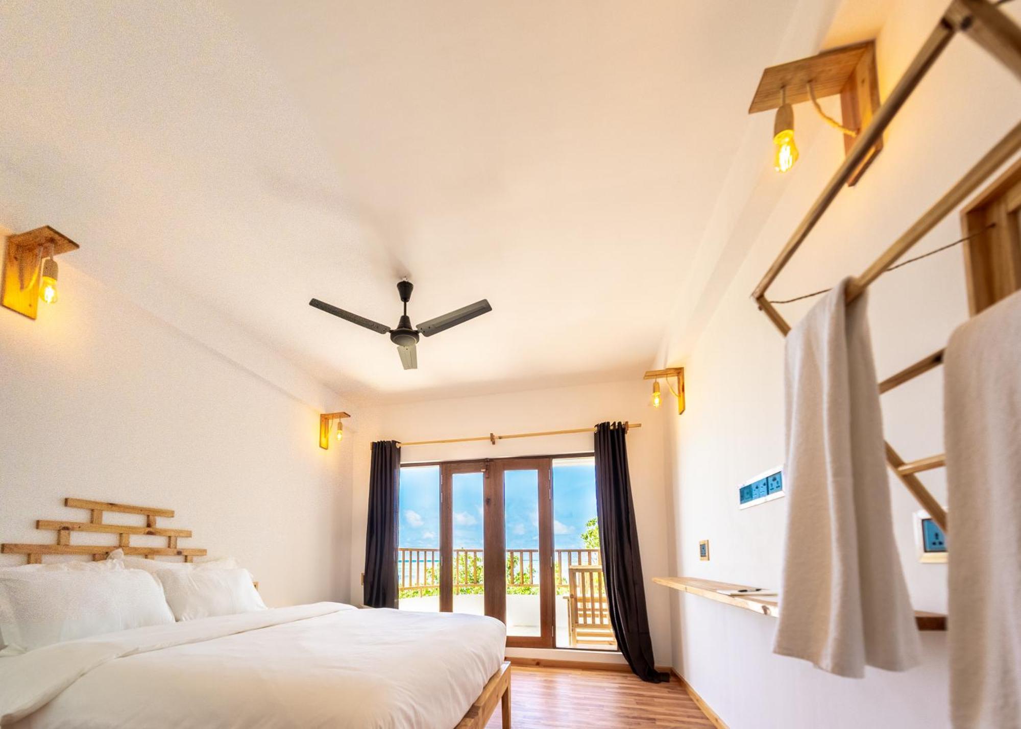 Hotel Manta Sea View Himandhoo Exterior foto